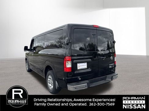 Used 2016 Nissan NV 3500 SV w/ SV Technology Package RWD image 5