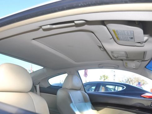 Used 2011 INFINITI G37 Journey w/ Premium Pkg image 33