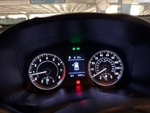 Used 2022 Hyundai Venue SEL w/ Cargo Package FWD image 8