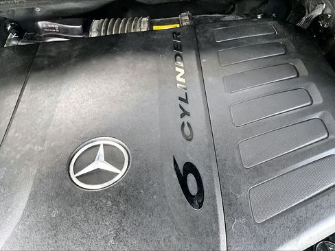 Used 2022 Mercedes-Benz GLE 450 4MATIC image 33