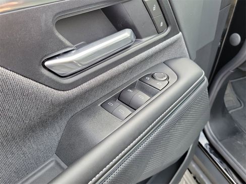 Used 2026 GMC Sierra EV Elevation image 22