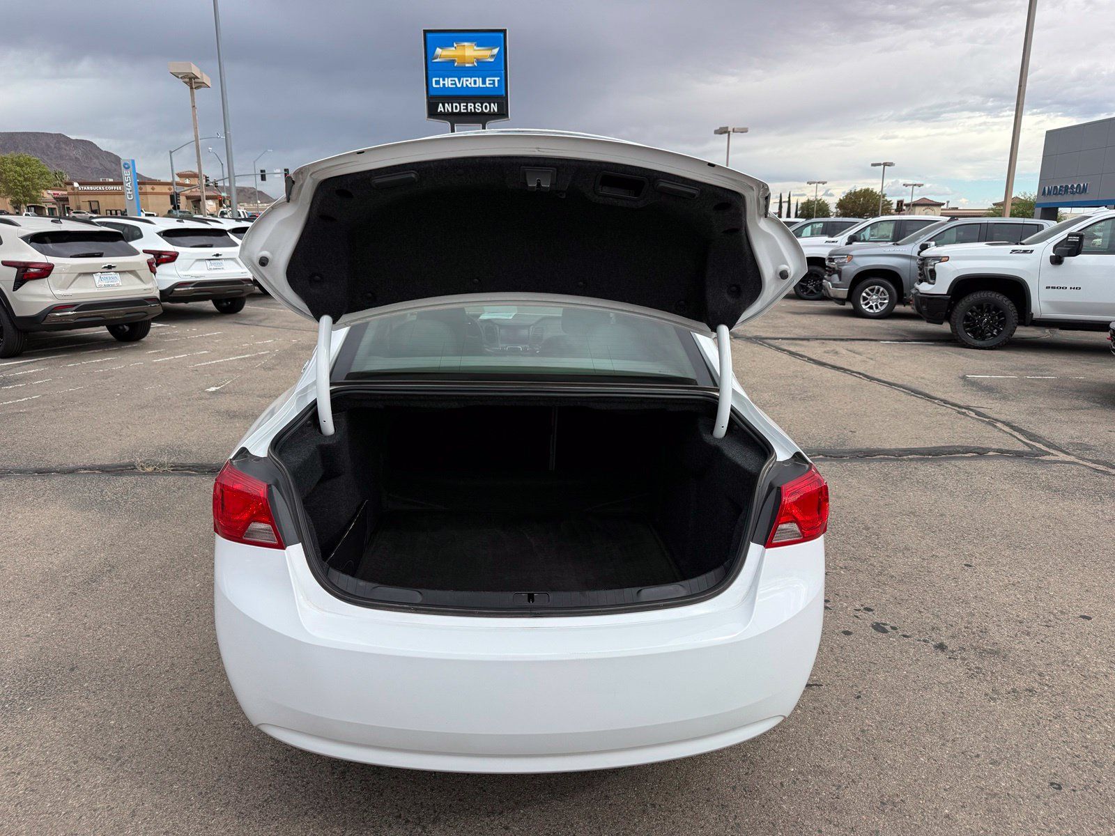 Used 2018 Chevrolet Impala LS FWD image 36