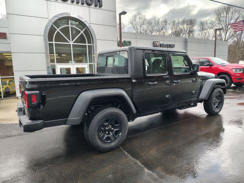 New 2026 Jeep Gladiator Sport image 11