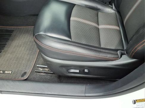 Used 2024 Nissan Altima 2.5 SR FWD image 16