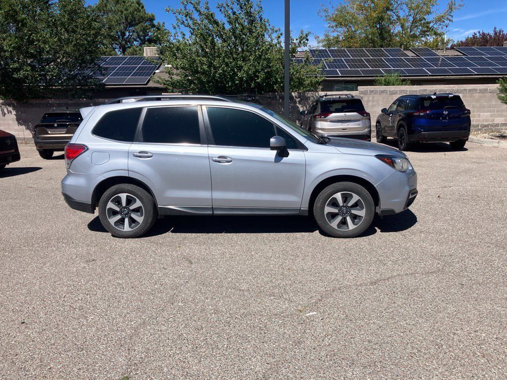 Used 2017 Subaru Forester 2.5i Limited w/ Popular Package #2 AWD/4WD image 4