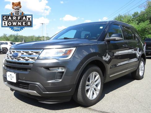 Used 2018 Ford Explorer XLT w/ Equipment Group 202A AWD/4WD image 1