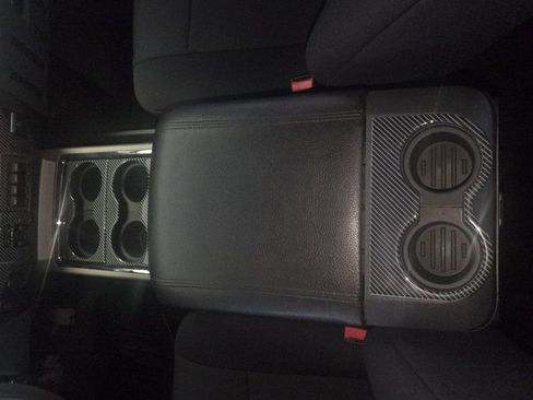 Used 2016 Ford F250 XLT w/ XLT Premium Package image 17