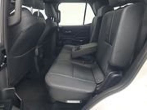 Used 2025 Toyota 4Runner Limited AWD/4WD image 13