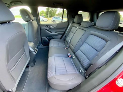 New 2026 Chevrolet Equinox LT w/ Safety and Technology Package image 27