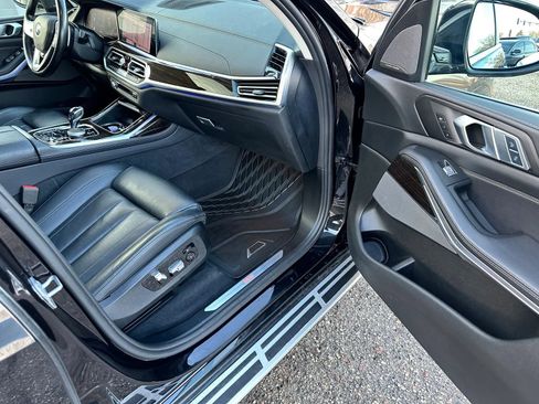 Used 2019 BMW X7 xDrive40i w/ Premium Package AWD/4WD image 21