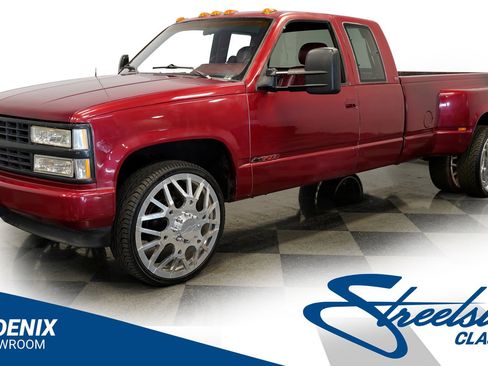 Used 1990 Chevrolet Silverado 3500 2WD Extended Cab image 1