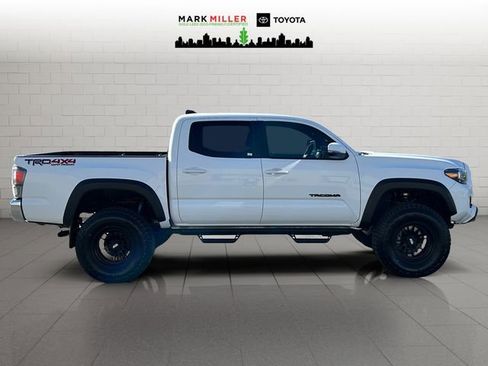 Used 2023 Toyota Tacoma TRD Off-Road image 6