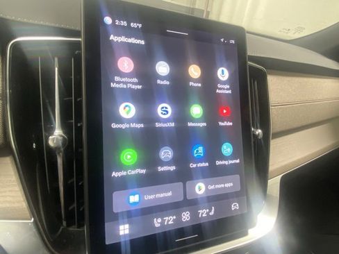 Certified 2025 Volvo XC90 B6 Plus image 21