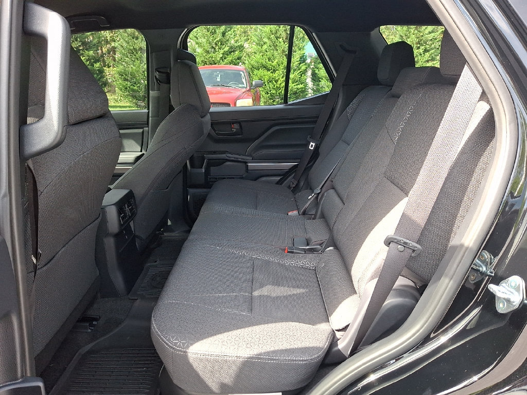 Used 2026 Toyota 4Runner SR5 AWD/4WD image 10