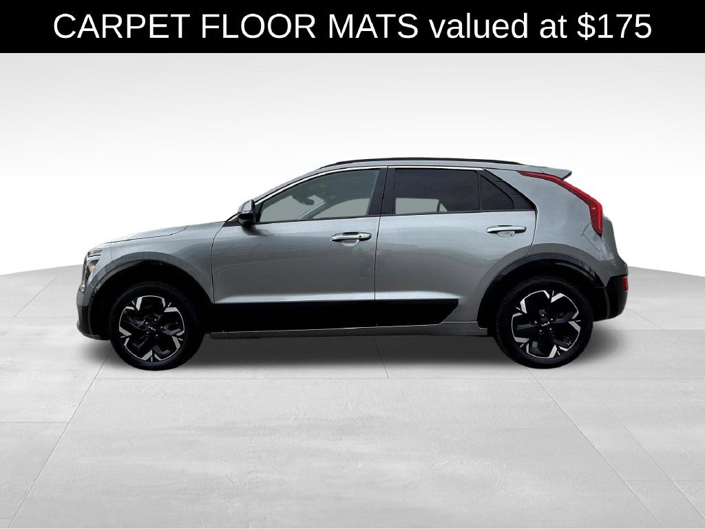 Used 2023 Kia Niro Wind w/ Wind Preserve Package FWD image 5