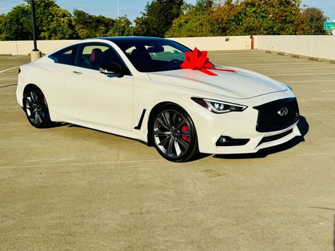 Used 2021 INFINITI Q60 Red Sport 400 image 9
