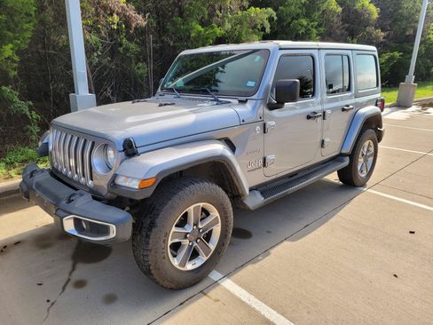 Used 2020 Jeep Wrangler Unlimited Sahara AWD/4WD image 1