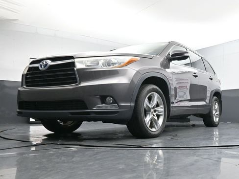 Used 2015 Toyota Highlander Limited image 20