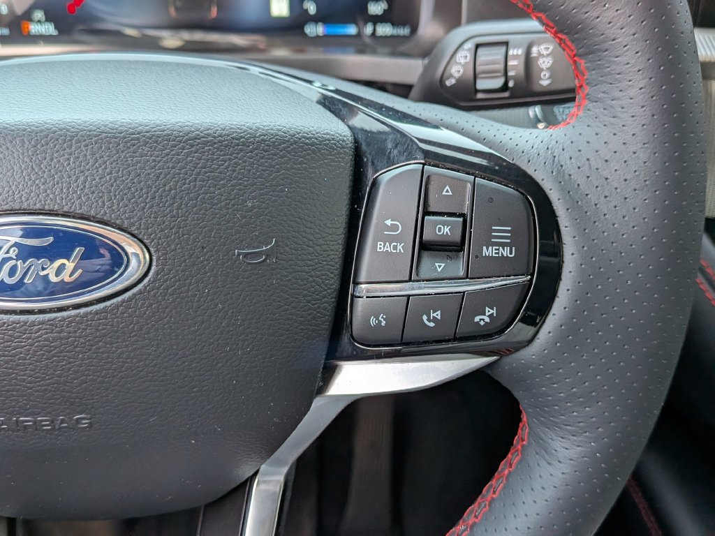 Used 2026 Ford Explorer ST-Line w/ Premium Package RWD image 19