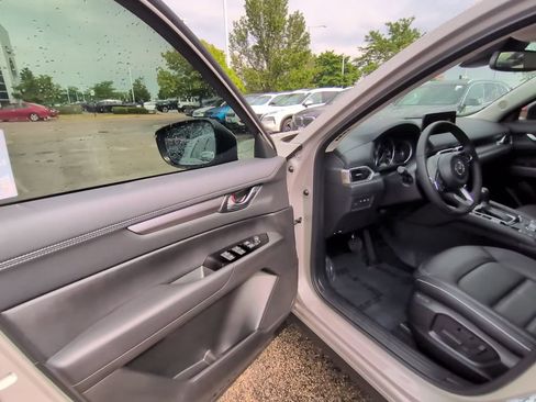 Used 2025 MAZDA CX-5 AWD 2.5 S w/ Preferred Package image 26