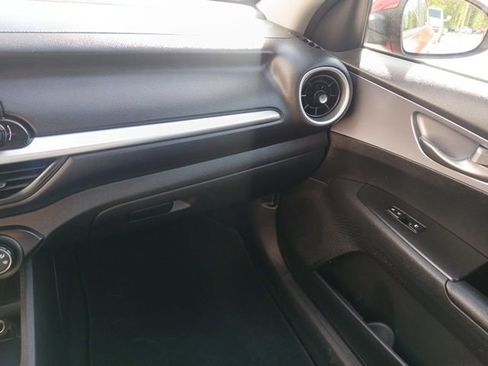 Used 2022 Kia Forte LXS image 26