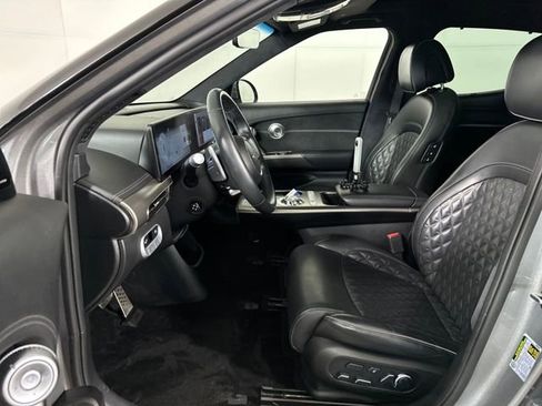 Used 2023 Genesis GV60 Performance image 11