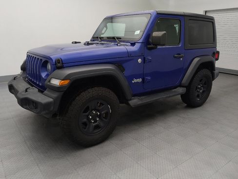 Used 2018 Jeep Wrangler Sport AWD/4WD image 2