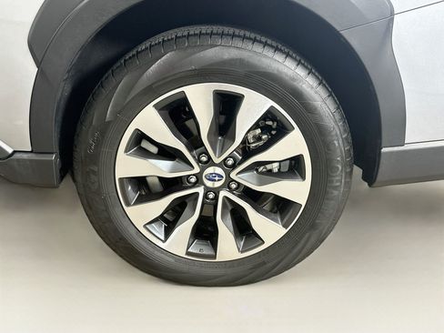 Used 2024 Subaru Outback Limited AWD/4WD image 11