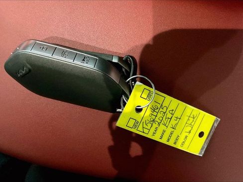 Used 2025 Kia K4 GT-Line Turbo image 11