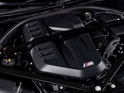 Used 2023 BMW M3 Competition w/ M Carbon Exterior Package image 11