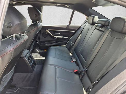 Used 2018 BMW 330e w/ Convenience Package RWD image 19