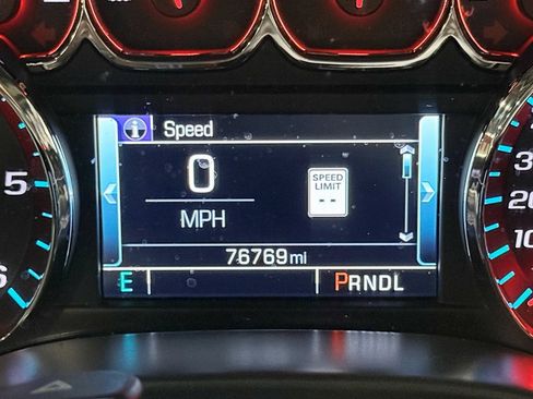 Used 2018 Chevrolet Silverado 1500 LT w/ All Star Edition image 14