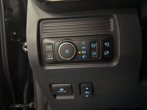 New 2026 Ford F250 4x4 Crew Cab Super Duty image 25