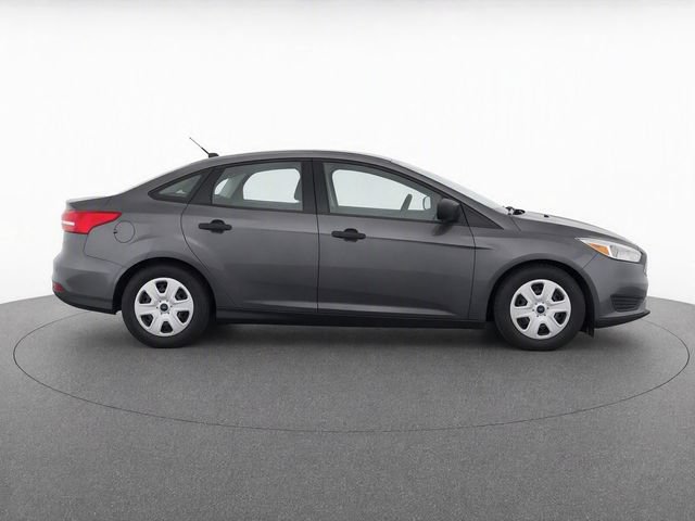 Used 2018 Ford Focus S FWD image 4