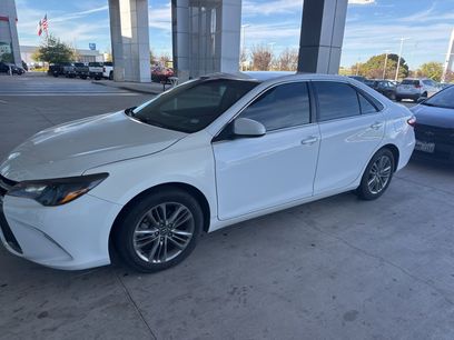 Used 2017 Toyota Camry SE