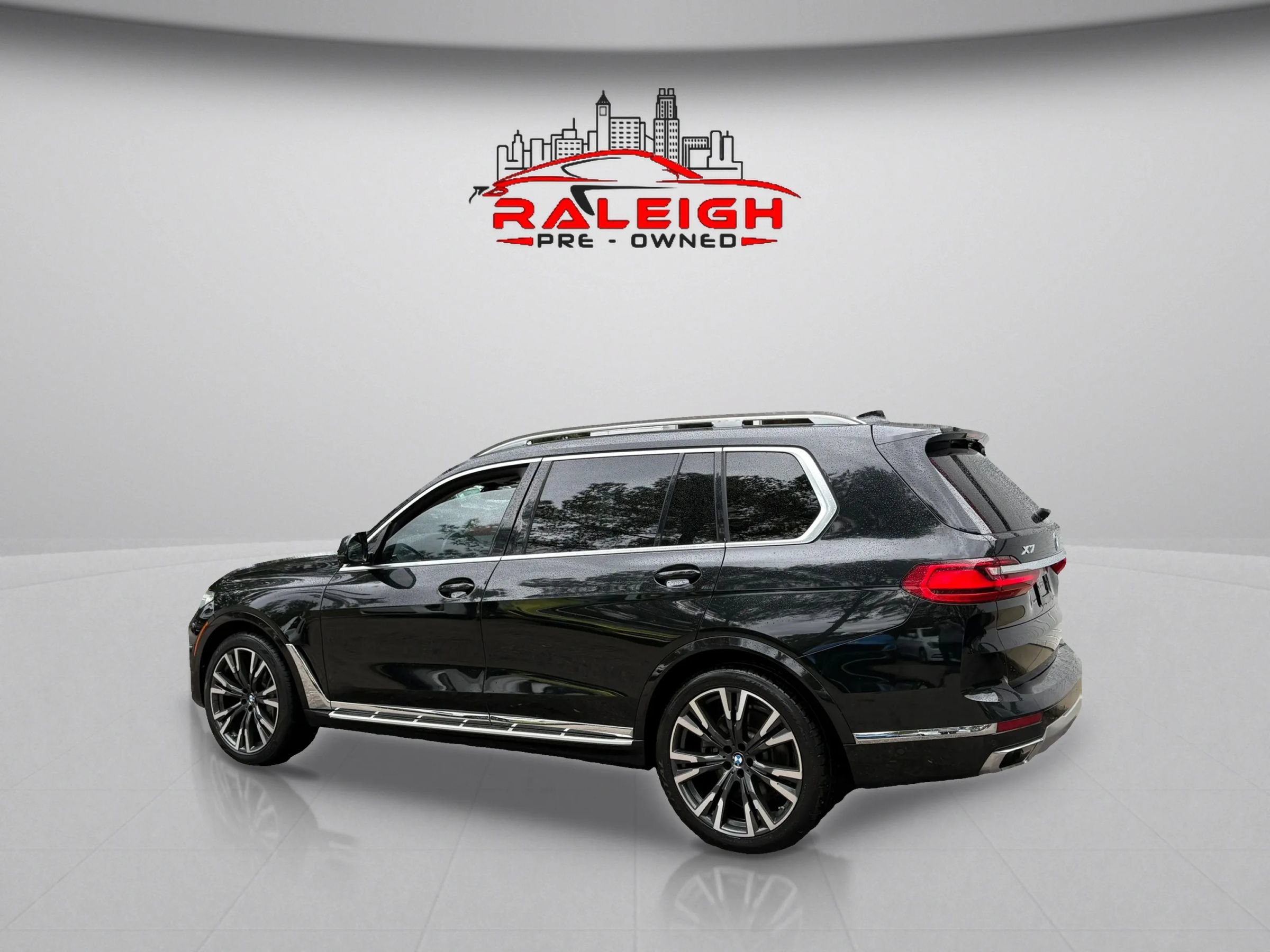Used 2019 BMW X7 xDrive50i w/ Premium Package AWD/4WD image 6