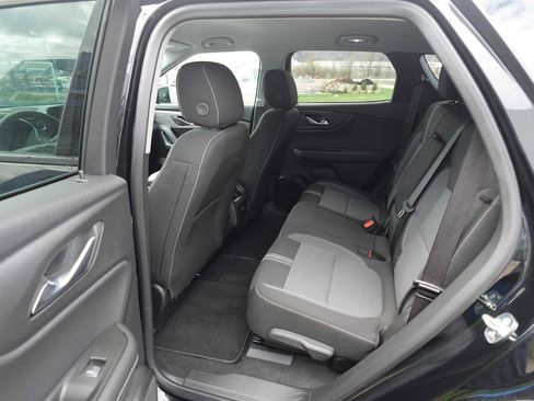 Used 2025 Chevrolet Blazer LT AWD/4WD image 25