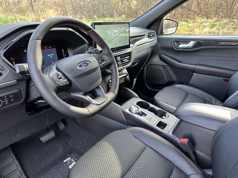 New 2026 Ford Escape ST-Line w/ Tech Pack #1 image 26