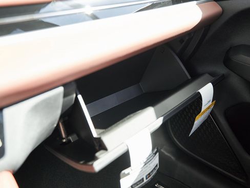 New 2025 Mitsubishi Outlander SEL image 54