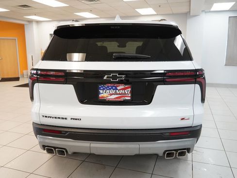 New 2026 Chevrolet Traverse Z71 w/ Driver Confidence Package AWD/4WD image 8