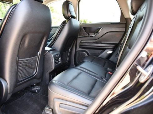 Used 2020 Lincoln Corsair FWD w/ Premium Package image 18