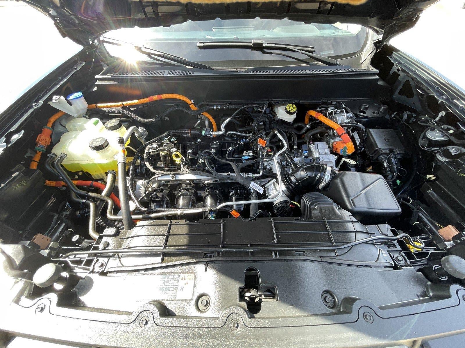 Used 2023 Ford Maverick Lariat w/ Lariat Luxury Package FWD image 49