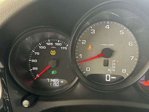 Used 2017 Porsche Macan S image 19