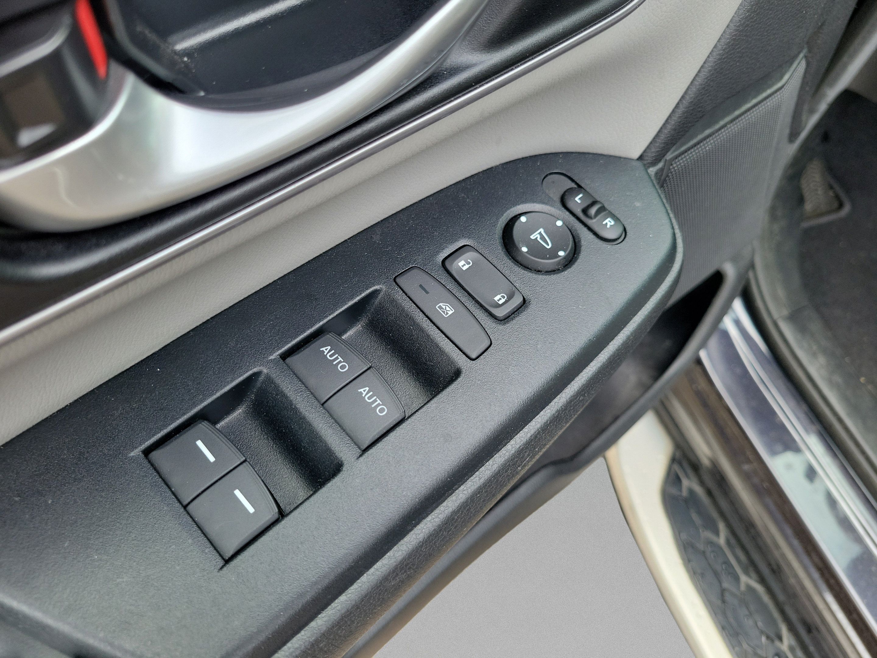 Certified 2017 Honda CR-V EX-L image 24