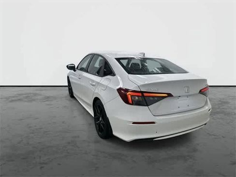 Certified 2025 Honda Civic Sport image 2