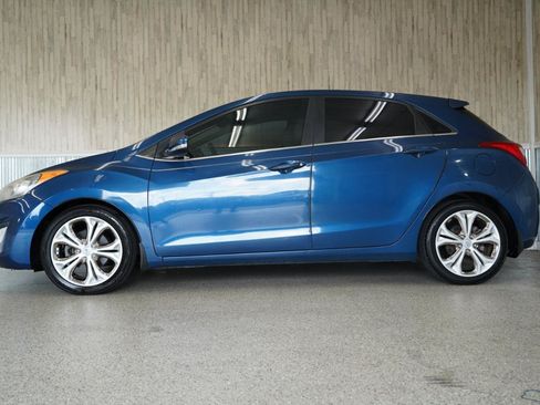 Used 2014 Hyundai Elantra GT w/ Option Group 02 FWD image 5