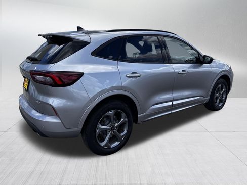 Certified 2024 Ford Escape ST-Line w/ Tech Pack #1 AWD/4WD image 7