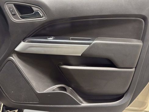 Used 2022 Chevrolet Colorado ZR2 AWD/4WD image 12