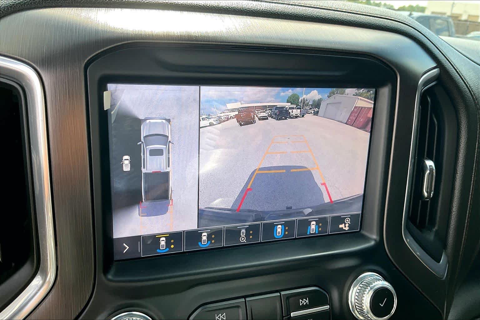 Used 2019 GMC Sierra 1500 AT4 w/ AT4 Premium Package AWD/4WD image 26