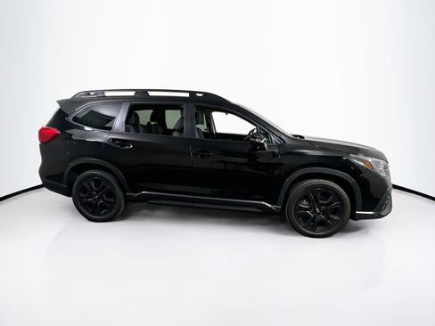 Used 2023 Subaru Ascent Onyx Edition image 4